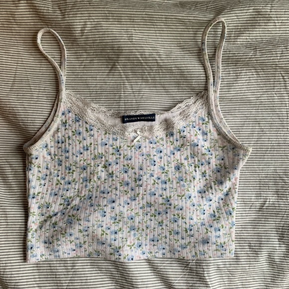 Brandy Melville floral skylar tank - Picture 1 of 3